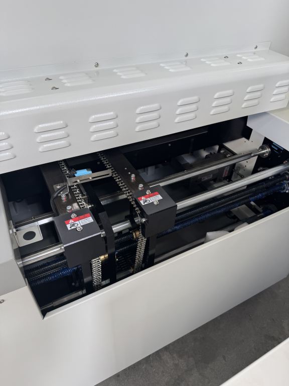 VANSTRON - Four de refusion Type ExplorFlow Model EXP-0601 - LEAD FREE REFLOW OVEN