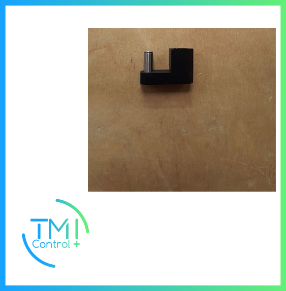 UNIVERSAL - 47338301 BRACKET IDLER